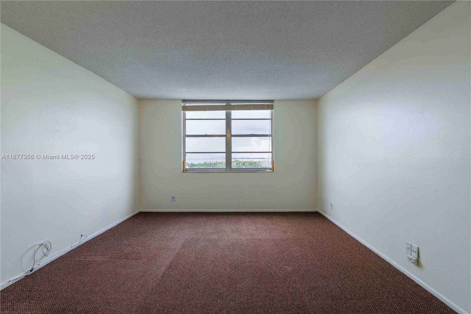 Small Image of 6770 INDIAN CREEK DR #14E, Miami Beach Number 27