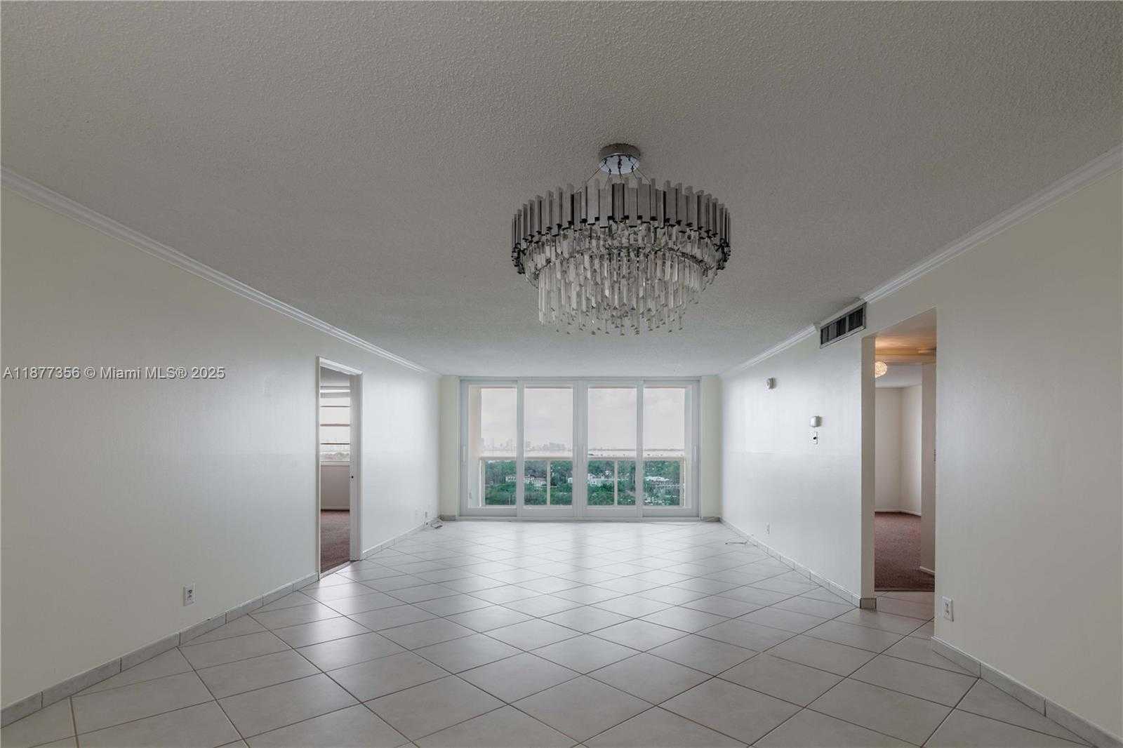 Small Image of 6770 INDIAN CREEK DR #14E, Miami Beach Number 7