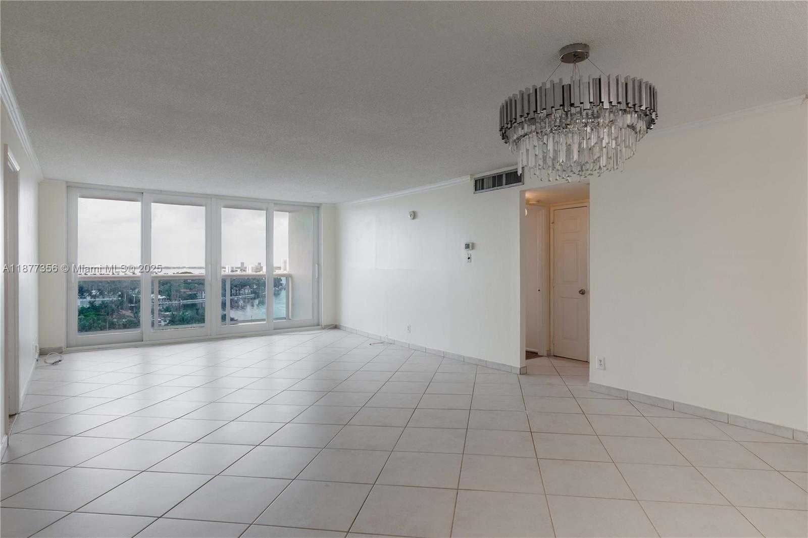 Small Image of 6770 INDIAN CREEK DR #14E, Miami Beach Number 9