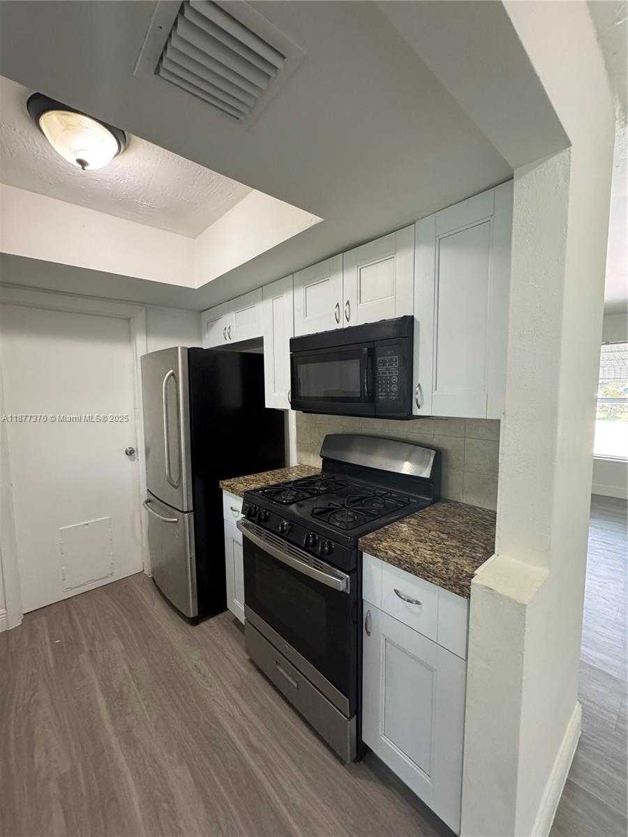 Small Image of 2985 NORTH WEST 69TH AVE, Sunrise Number 3