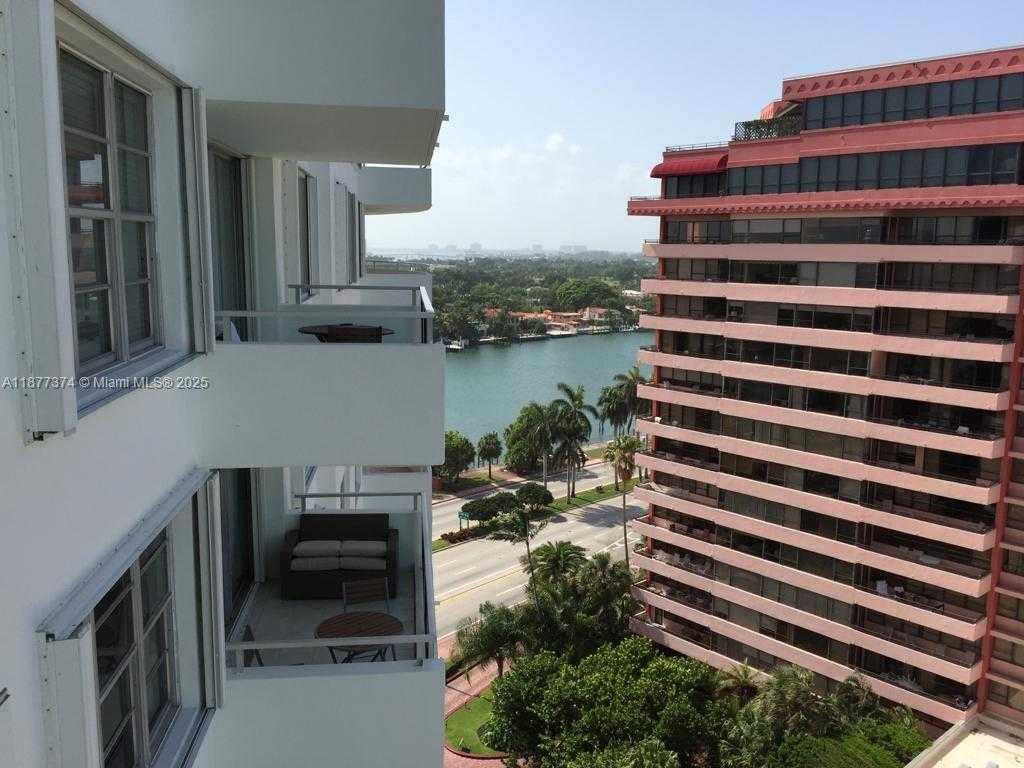 Small Image of 5161 COLLINS AVE #1701, Miami Beach Number 12