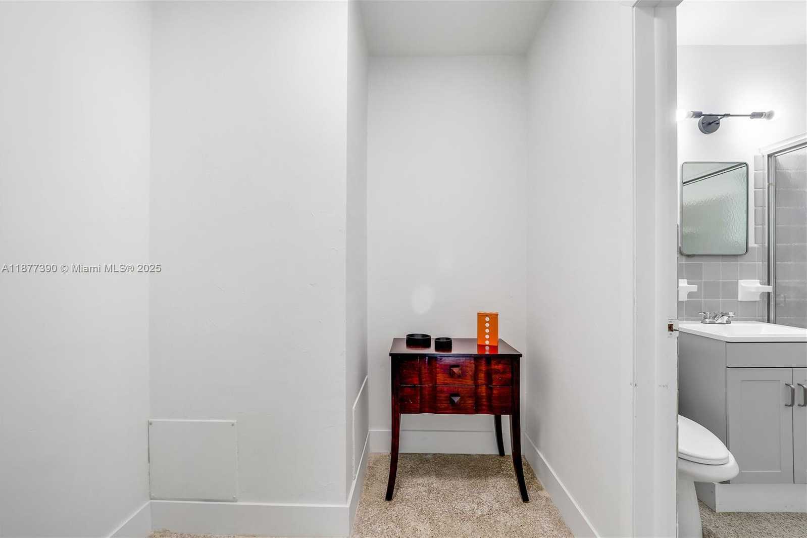 Small Image of 6445 SOUTH WEST 46TH TER, Miami Number 12