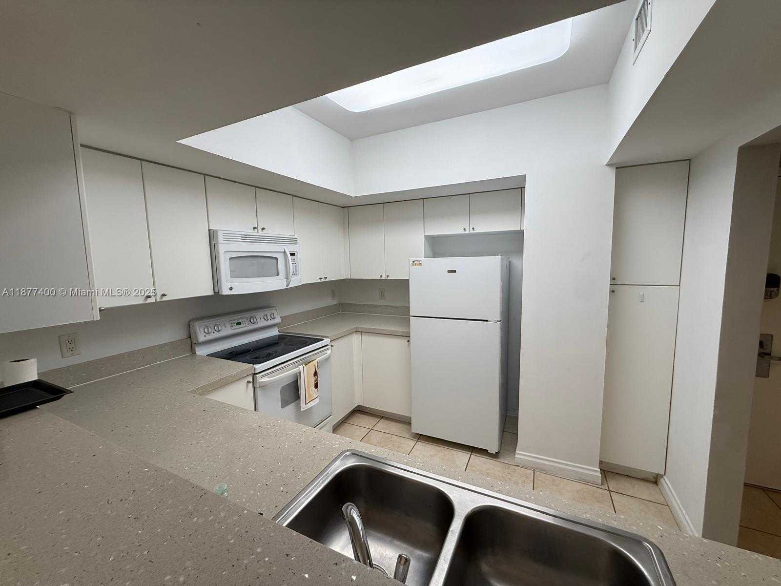 Small Image of 17375 COLLINS AVE #804, Sunny Isles Beach Number 6