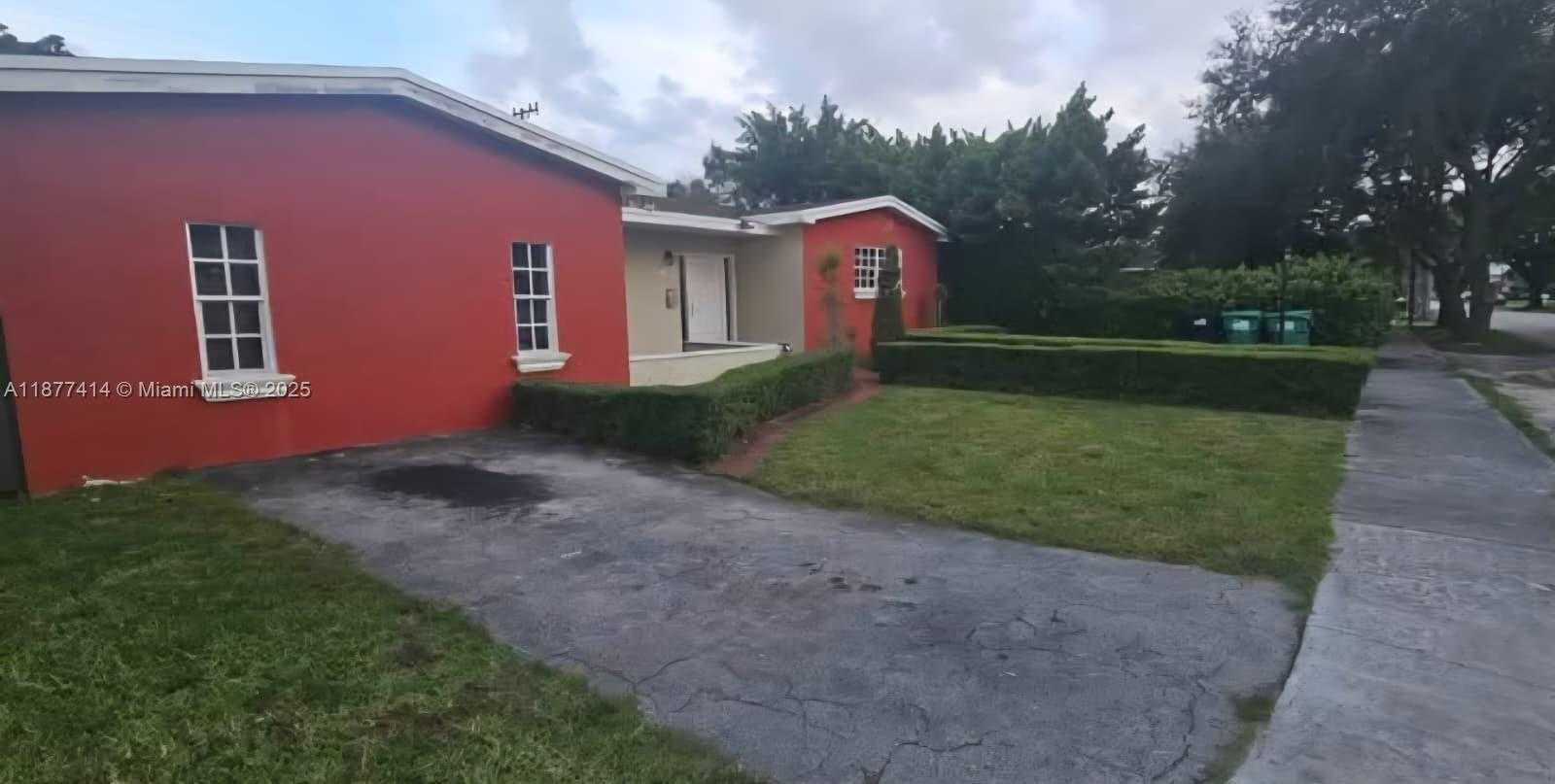Small Image of 1601 SOUTH WEST 83RD AVE, Miami Number 2