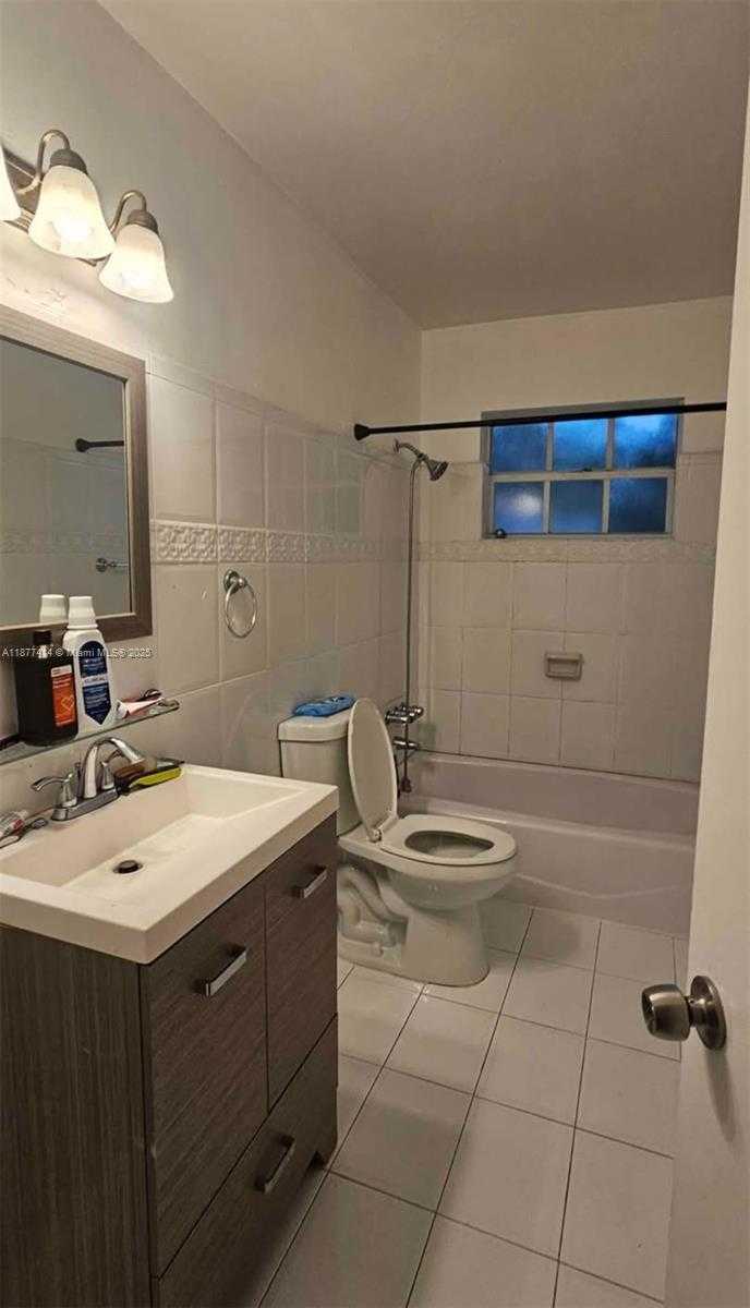 Small Image of 1601 SOUTH WEST 83RD AVE, Miami Number 8