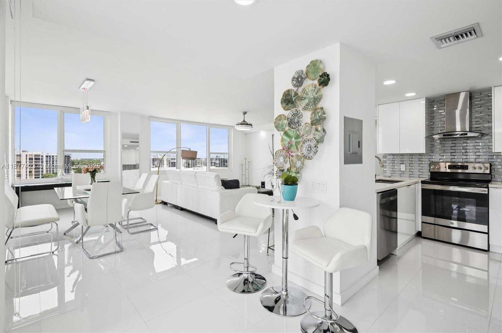 Small Image of 3505 SOUTH OCEAN DR #901, Hollywood Number 10