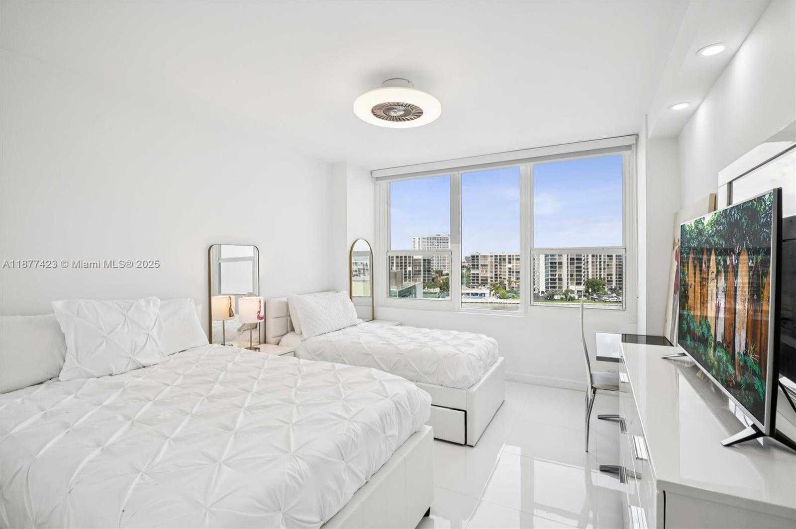 Small Image of 3505 SOUTH OCEAN DR #901, Hollywood Number 16