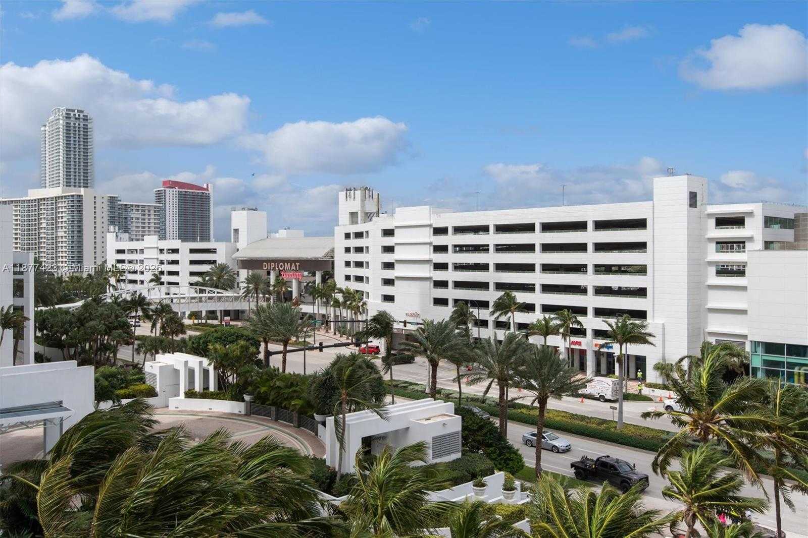 Small Image of 3505 SOUTH OCEAN DR #901, Hollywood Number 21