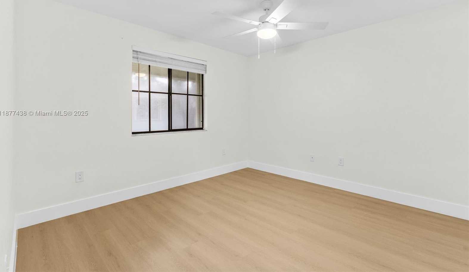 Small Image of 5629 TAFT ST #5629, Hollywood Number 15