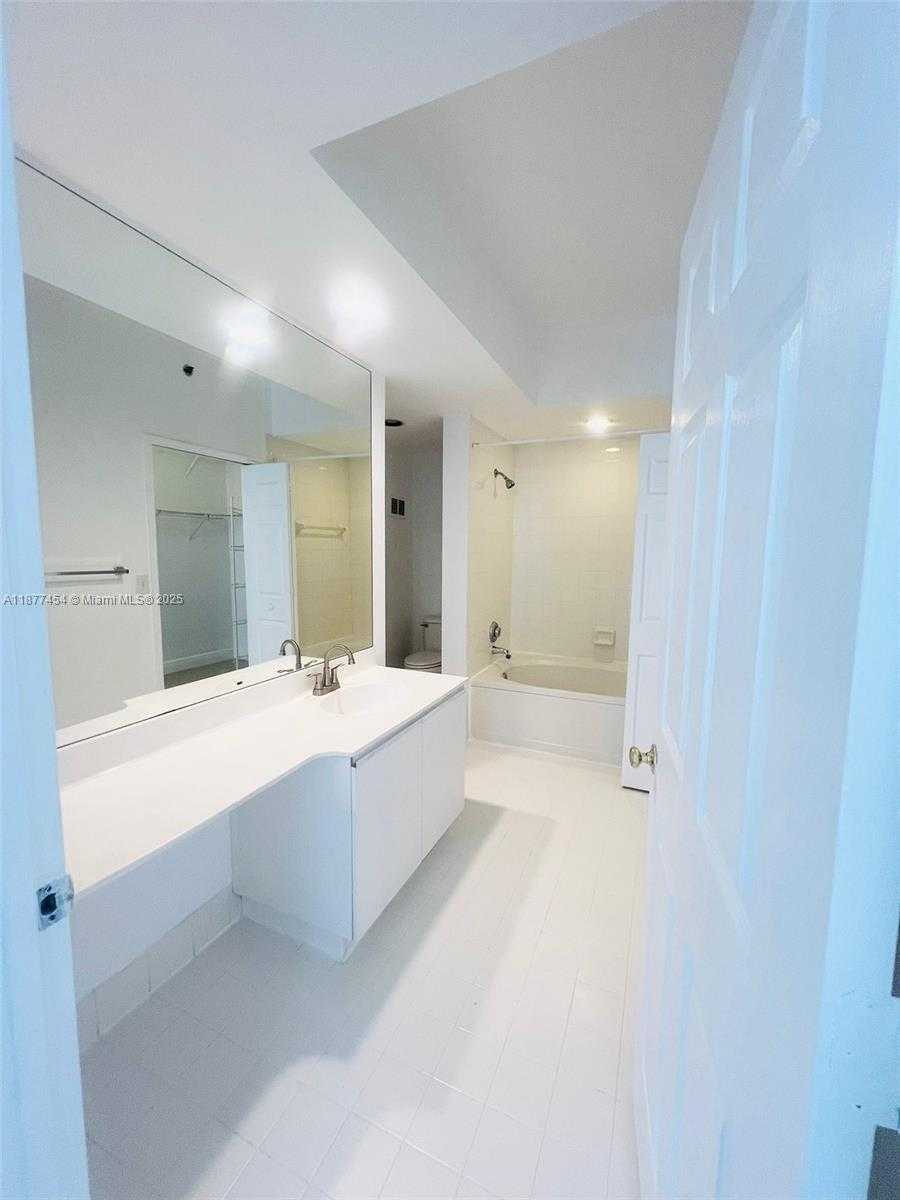 Small Image of 3235 NORTH EAST 184TH ST #11203, Aventura Number 16