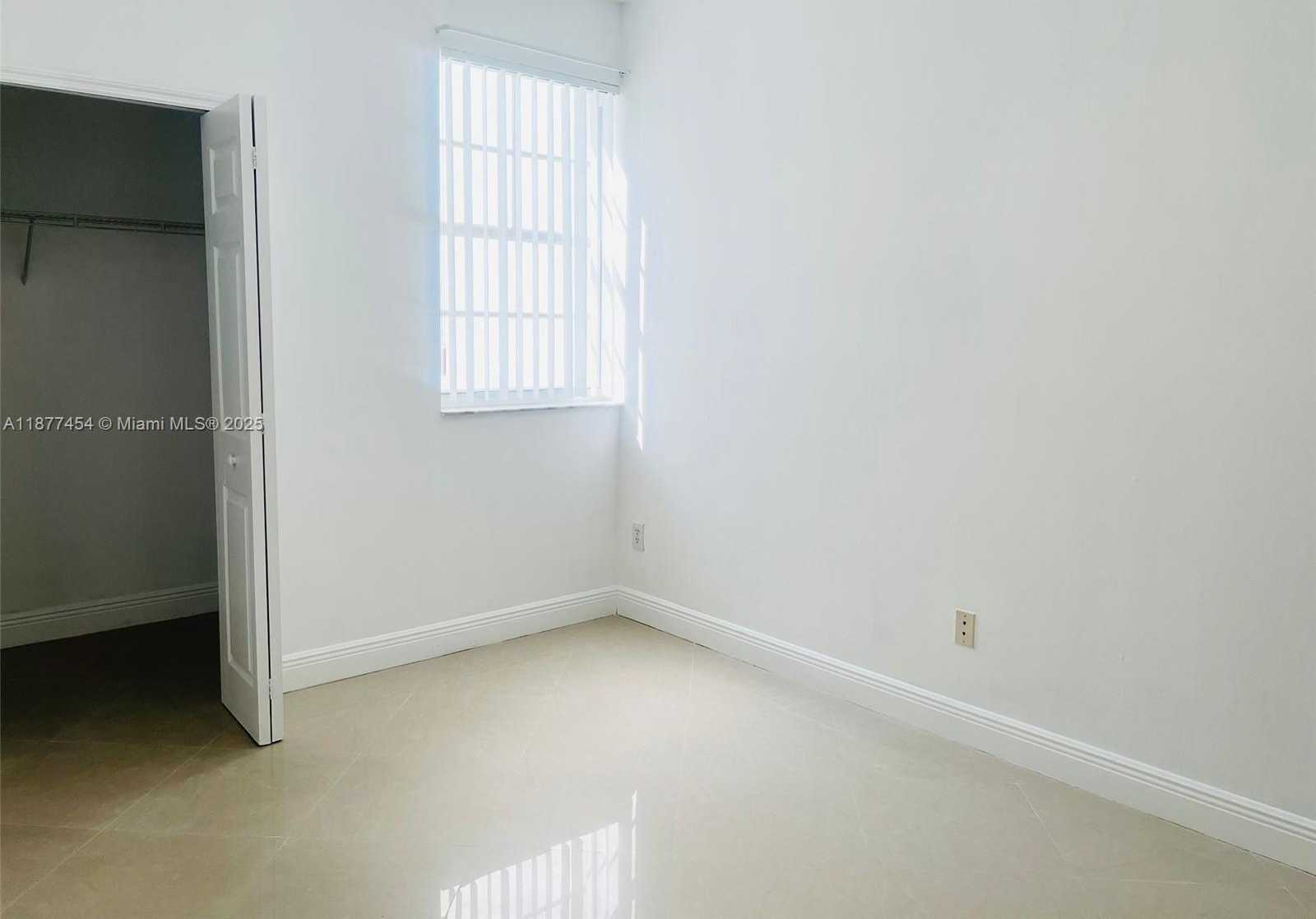 Small Image of 3235 NORTH EAST 184TH ST #11203, Aventura Number 21