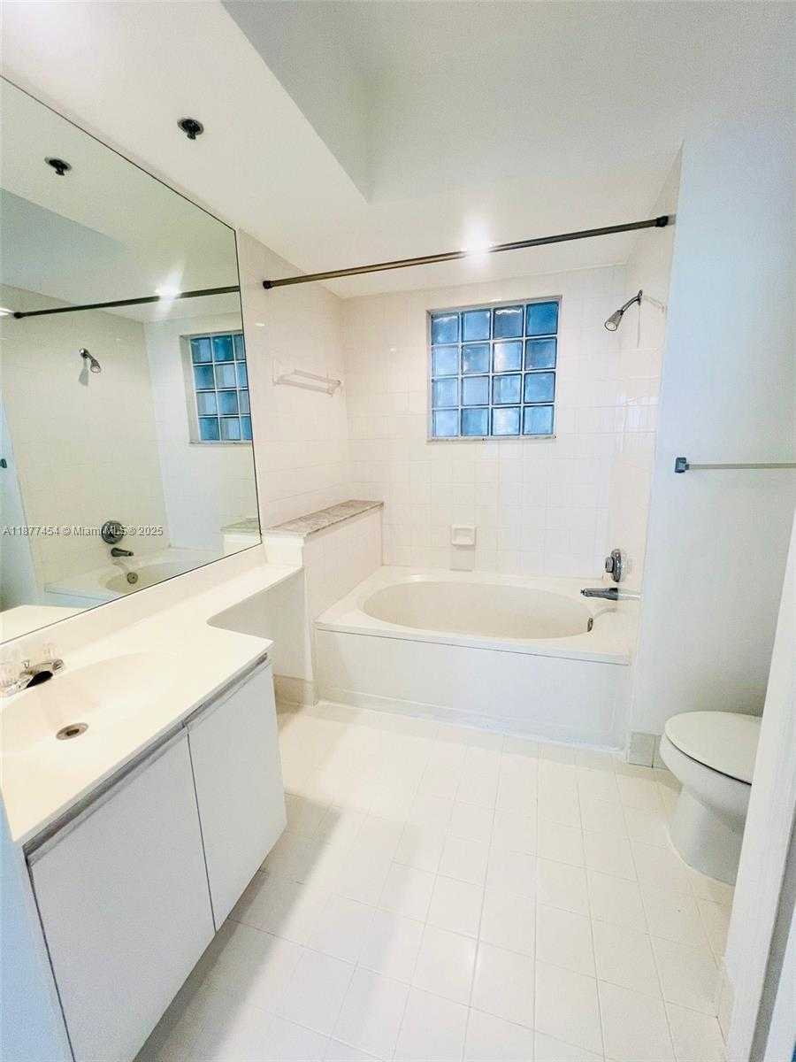 Small Image of 3235 NORTH EAST 184TH ST #11203, Aventura Number 22