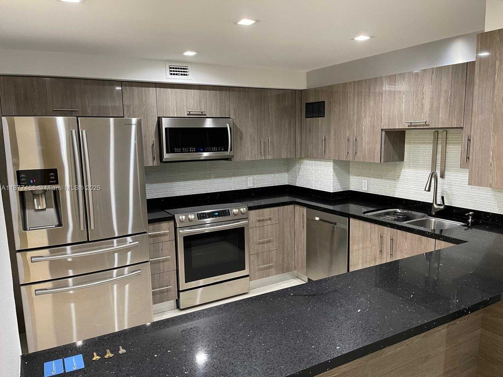Small Image of 2801 NORTH EAST 183RD ST #1909W, Aventura Number 5
