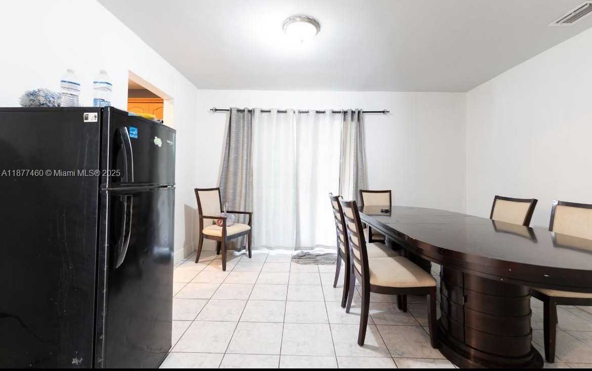 Small Image of Miami Number 21