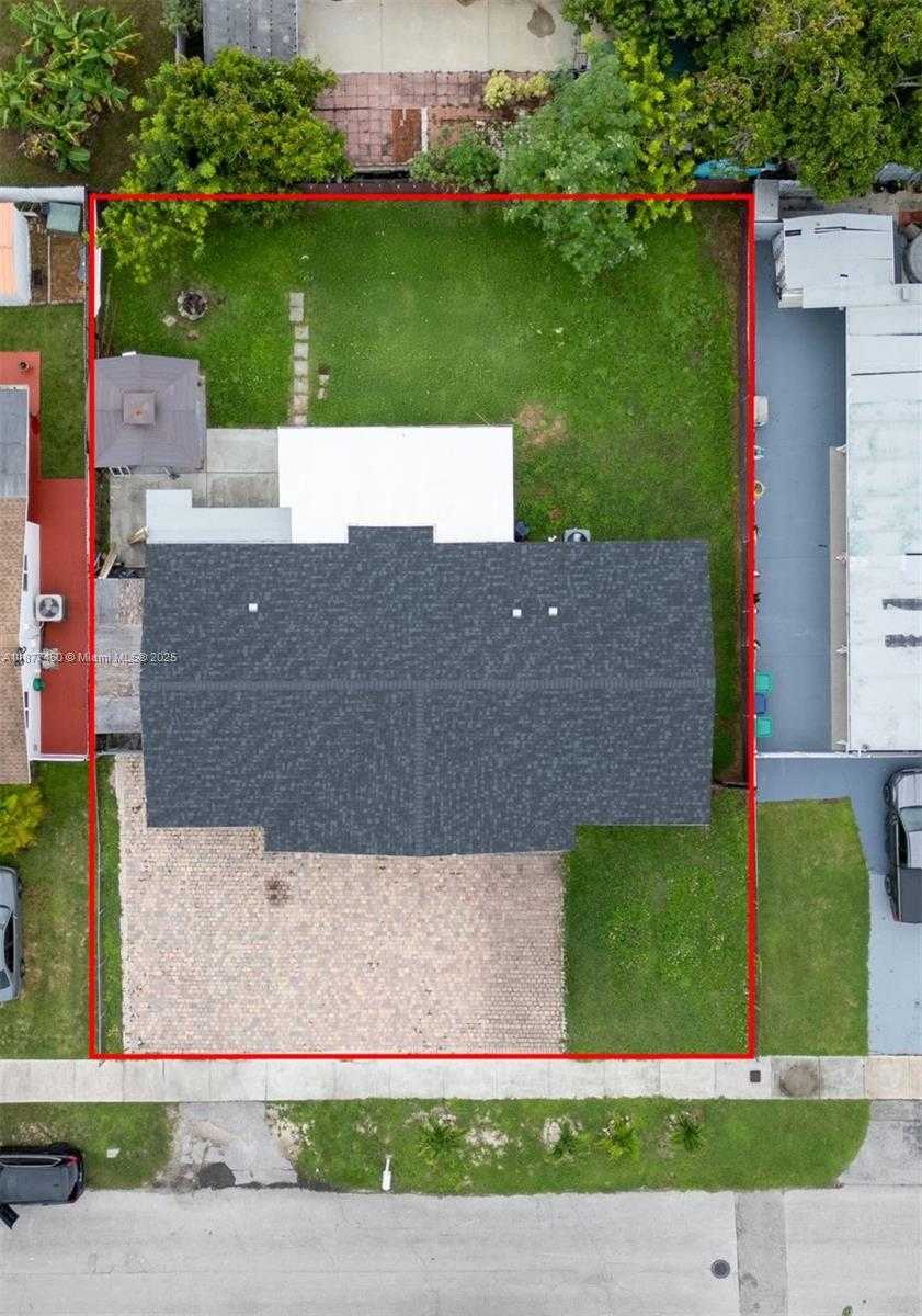Small Image of Miami Number 5