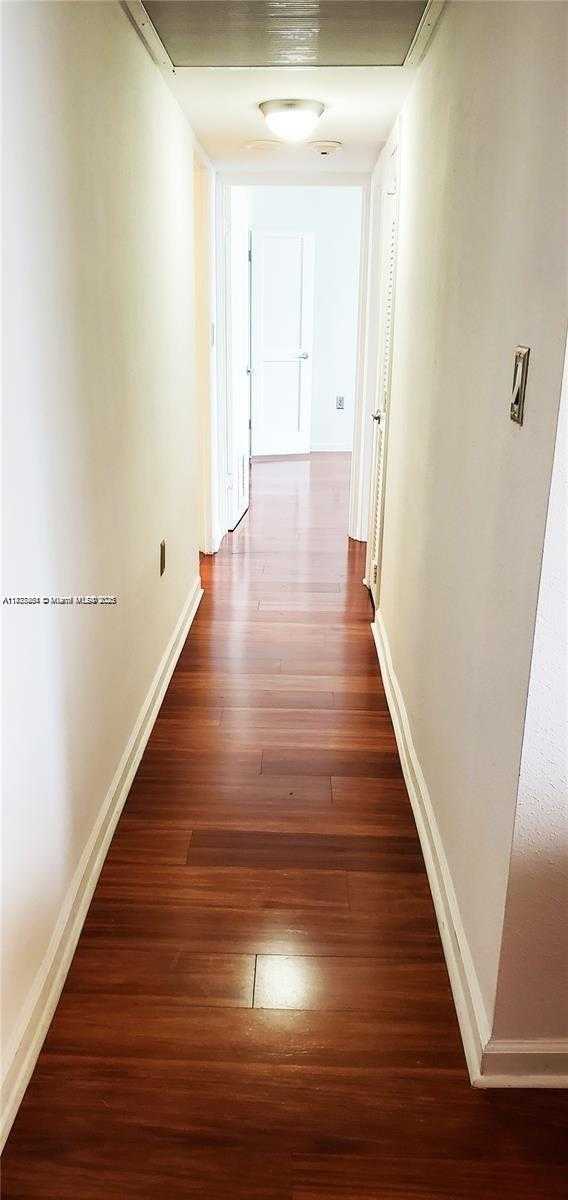 Small Image of 10275 COLLINS AVE #323, Bal Harbour Number 18