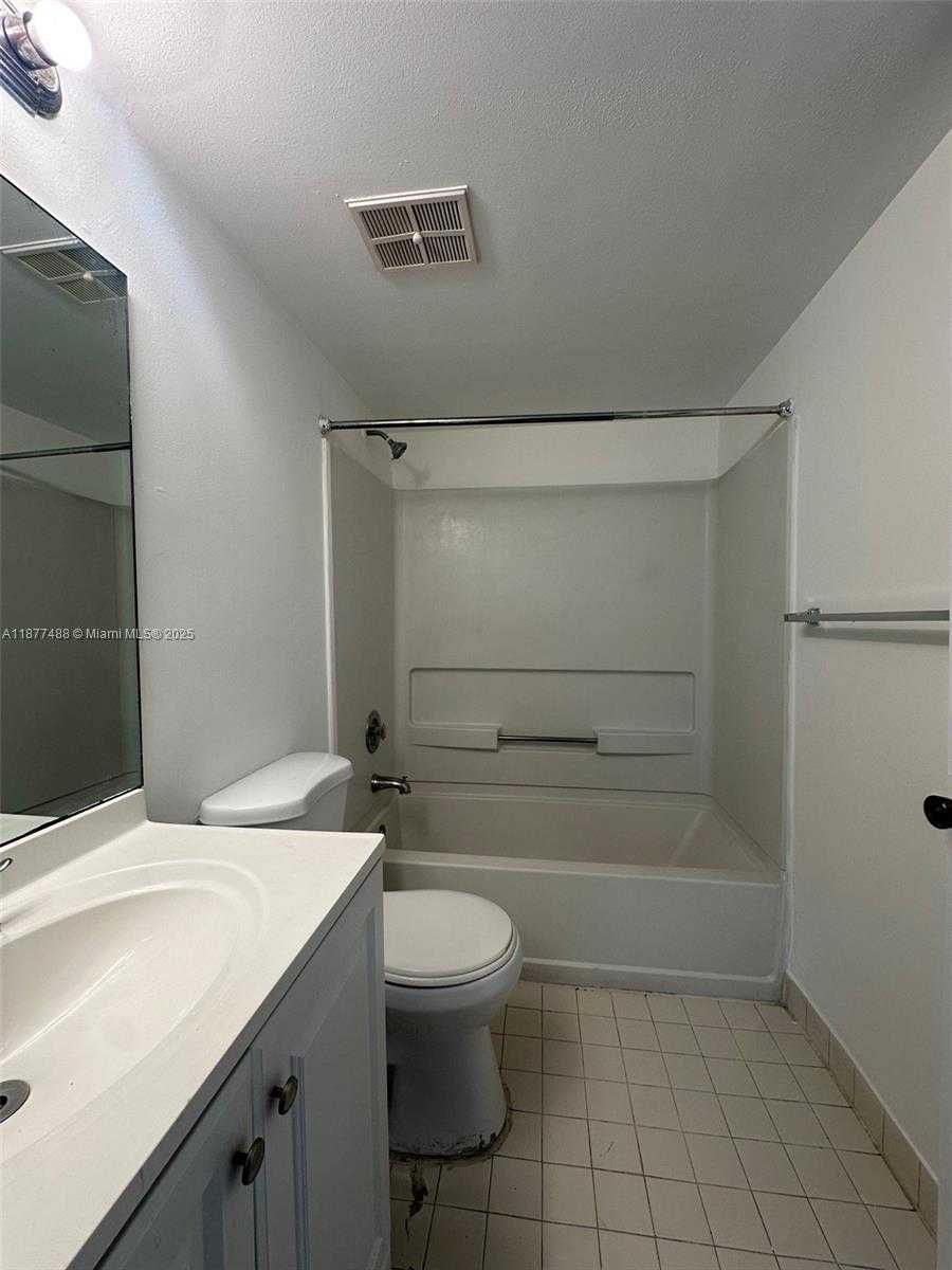 Small Image of 7125 NORTH WEST 186TH ST #B208, Hialeah Number 5