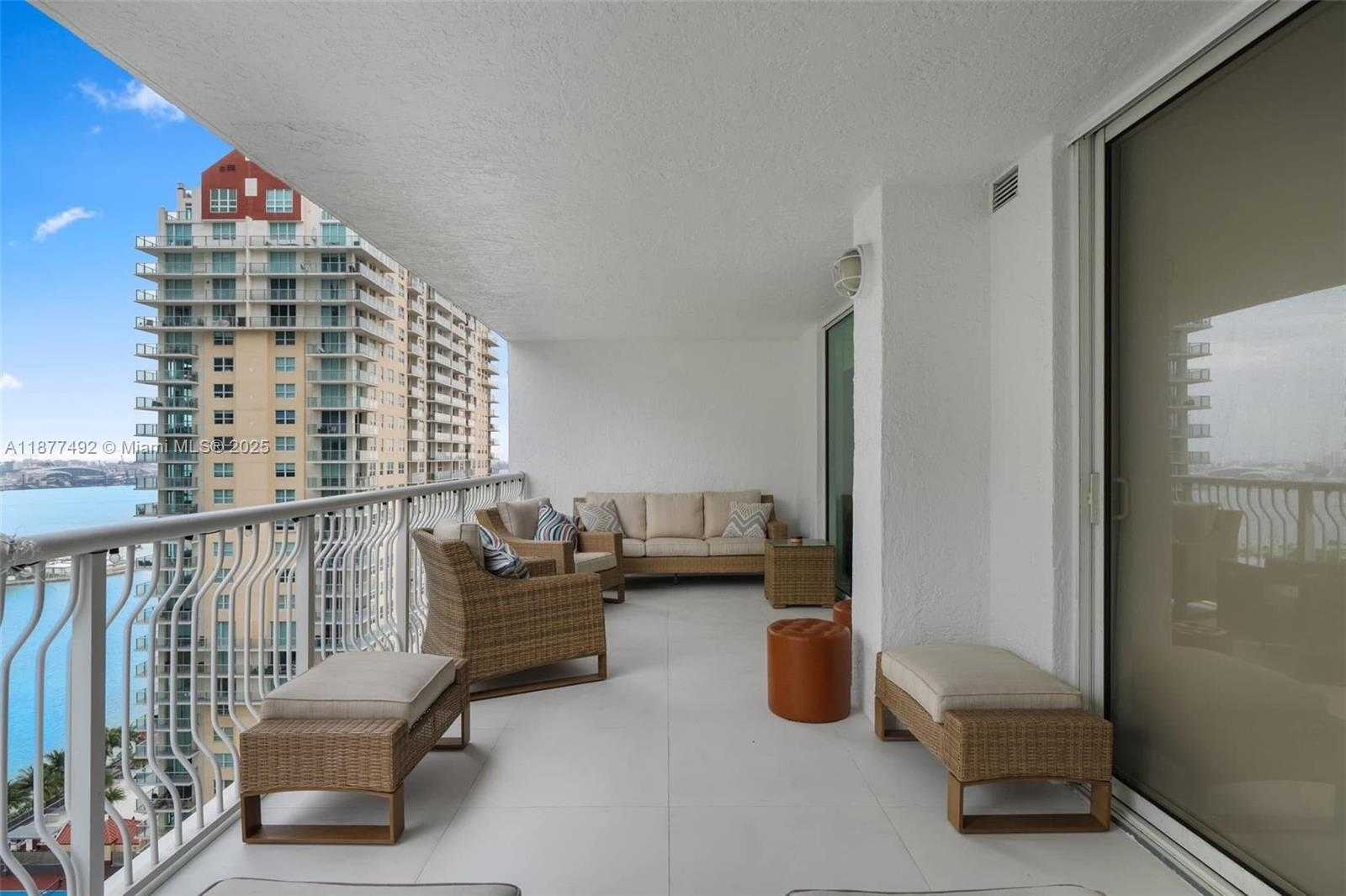 Small Image of 1200 BRICKELL BAY DR #2812, Miami Number 22