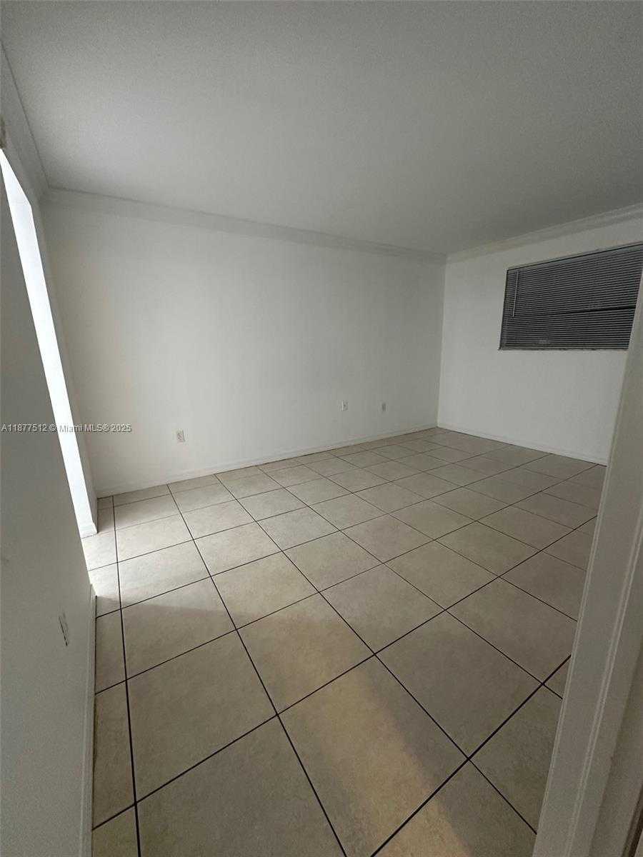 Small Image of 8401 NORTH WEST 8TH ST #102, Miami Number 8