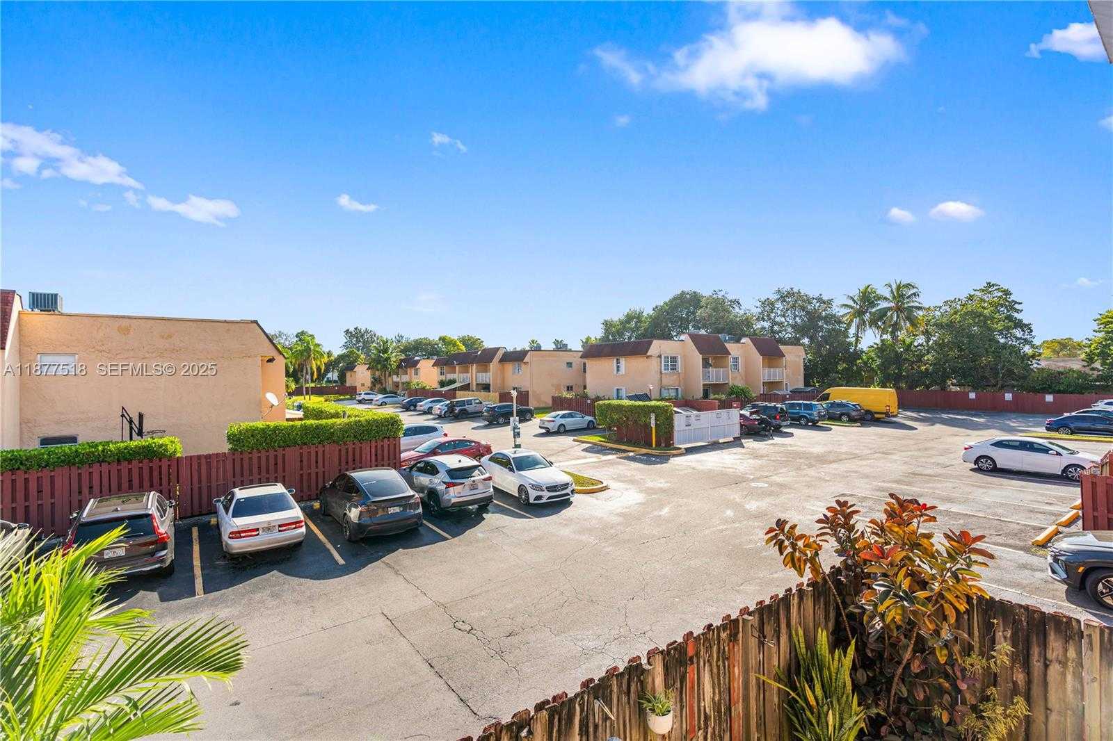 Small Image of 9972 SOUTH WEST 88ST #1126, Miami Number 26