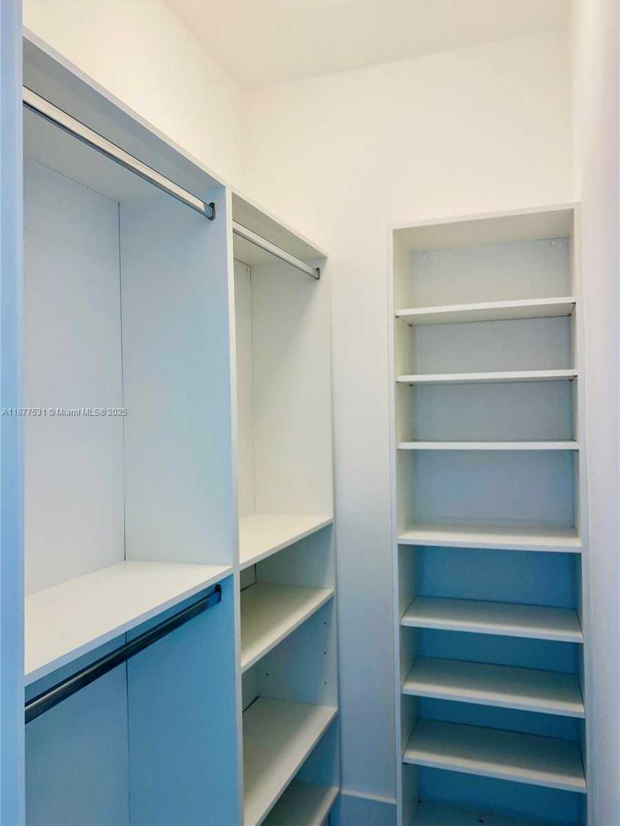 Small Image of 1201 PENNSYLVANIA AVE 104 ZIP 33139 ZIP +4 4499 #204, Miami Beach Number 3