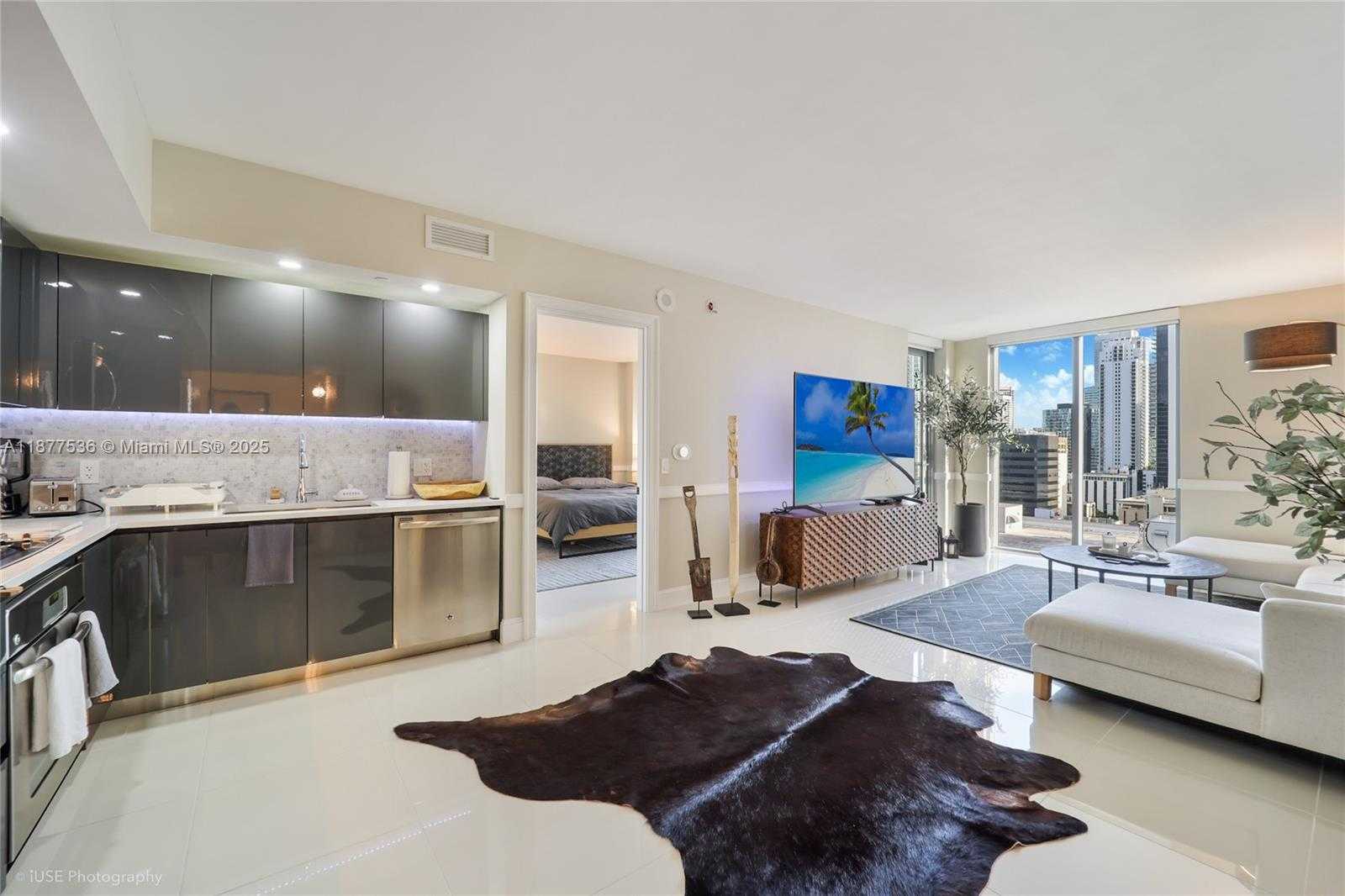 Small Image of 31 SOUTH EAST 6TH ST #2207, Miami Number 2