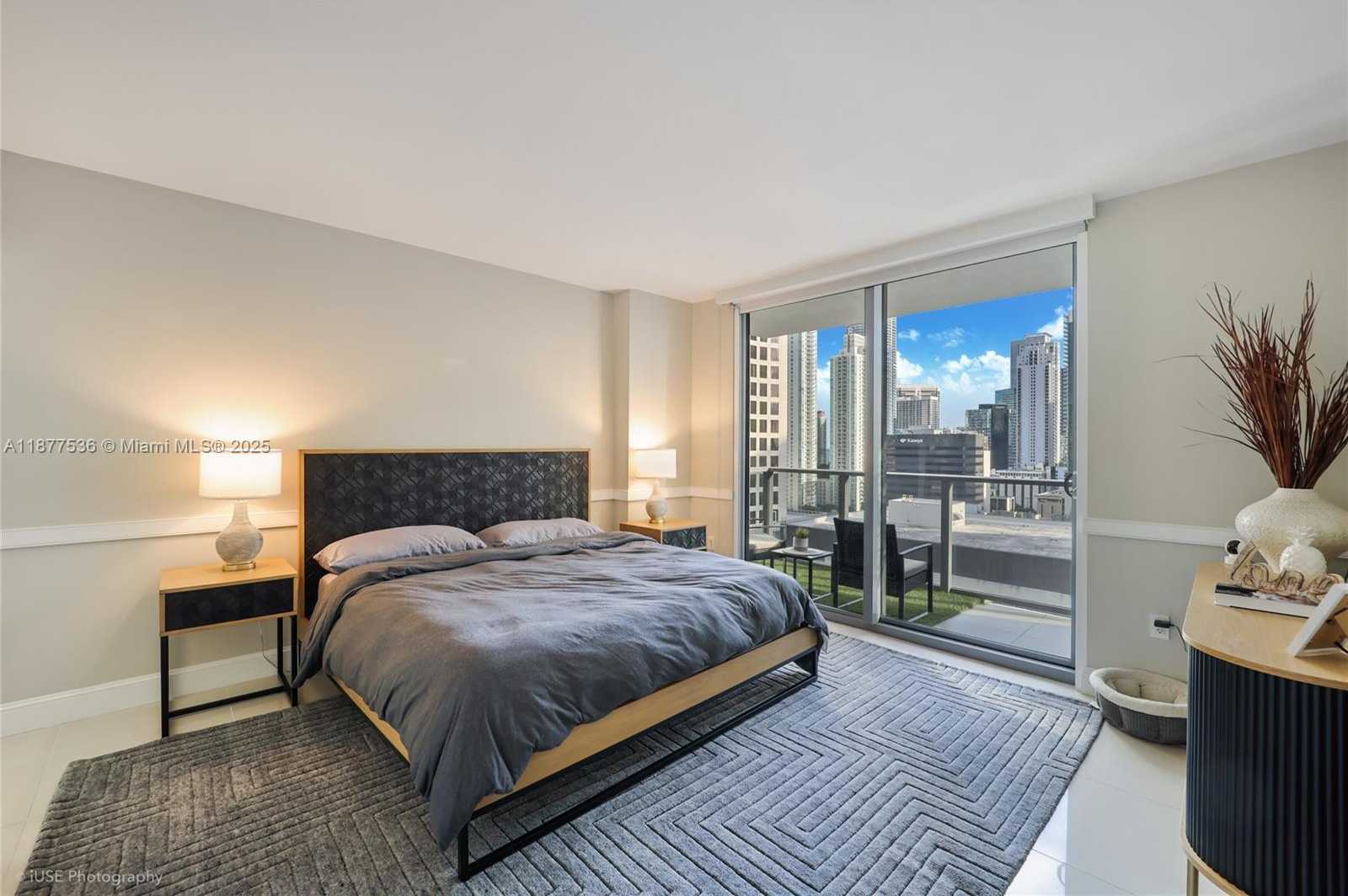 Small Image of 31 SOUTH EAST 6TH ST #2207, Miami Number 5