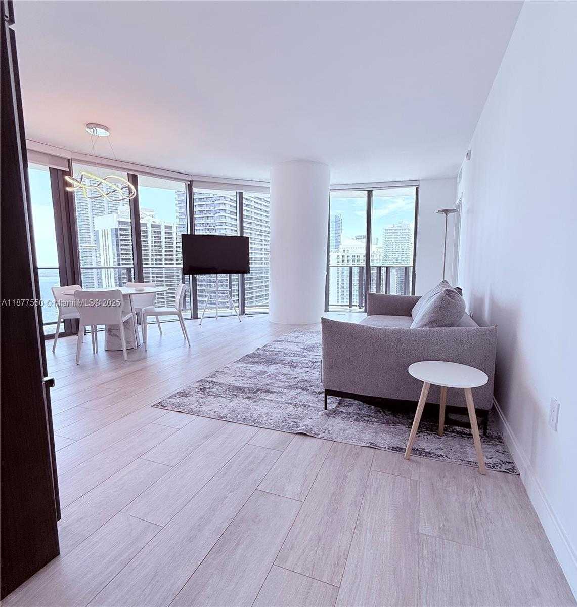 Small Image of 55 SOUTH WEST 9TH ST #3903, Miami Number 2