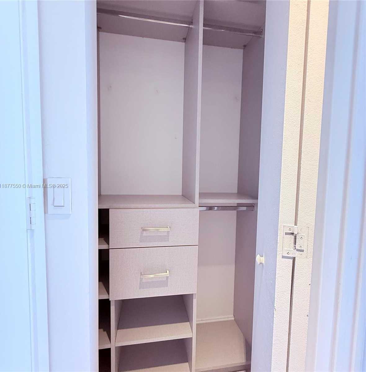 Small Image of 55 SOUTH WEST 9TH ST #3903, Miami Number 7