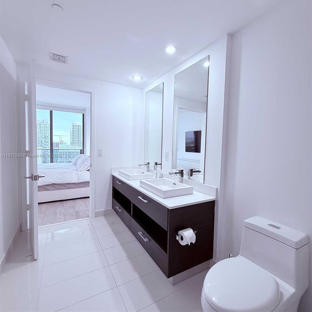Small Image of 55 SOUTH WEST 9TH ST #4003, Miami Number 18