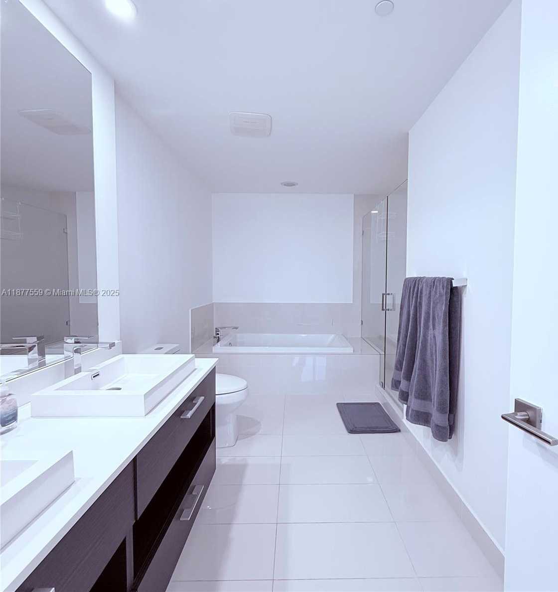Small Image of 55 SOUTH WEST 9TH ST #4003, Miami Number 21