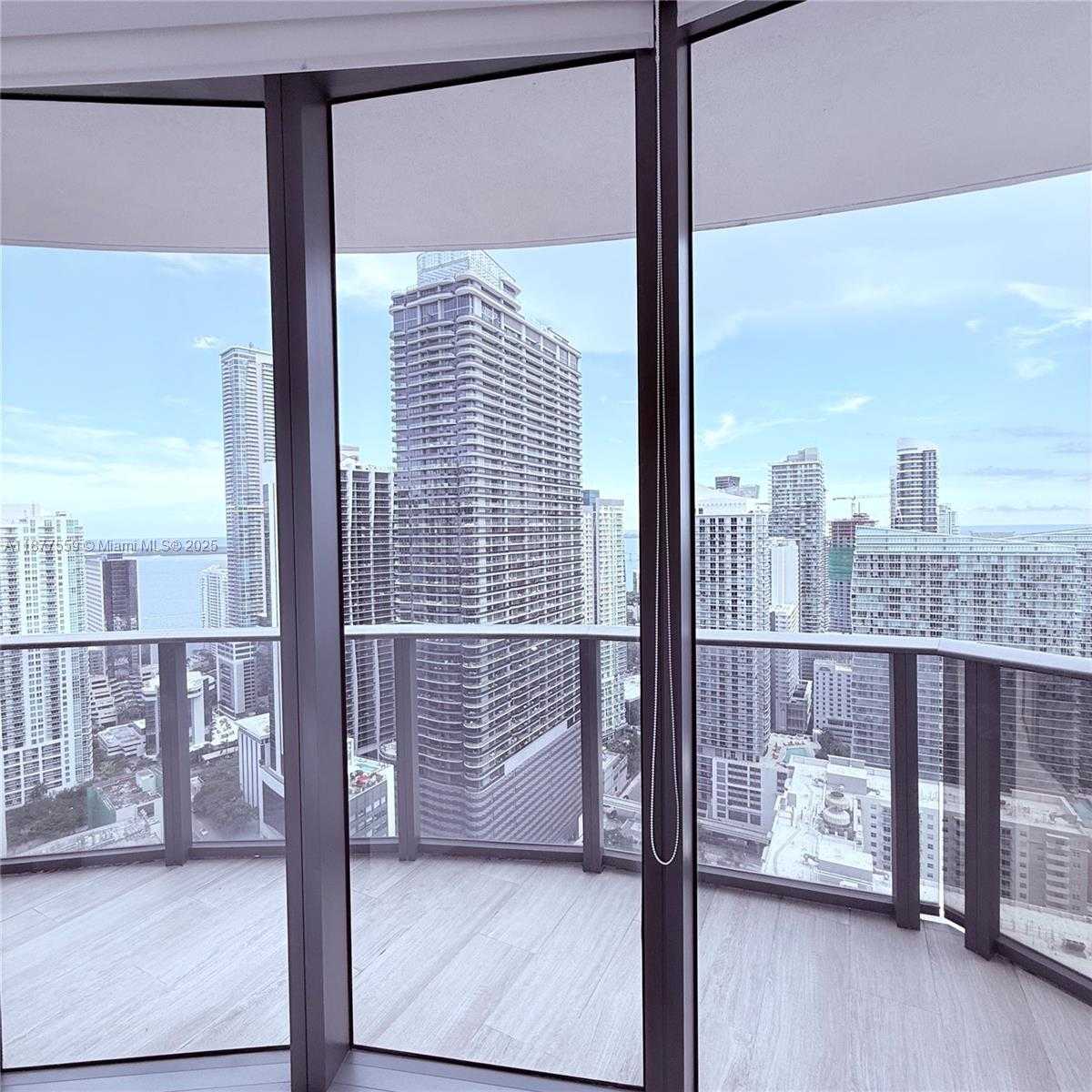 Small Image of 55 SOUTH WEST 9TH ST #4003, Miami Number 24