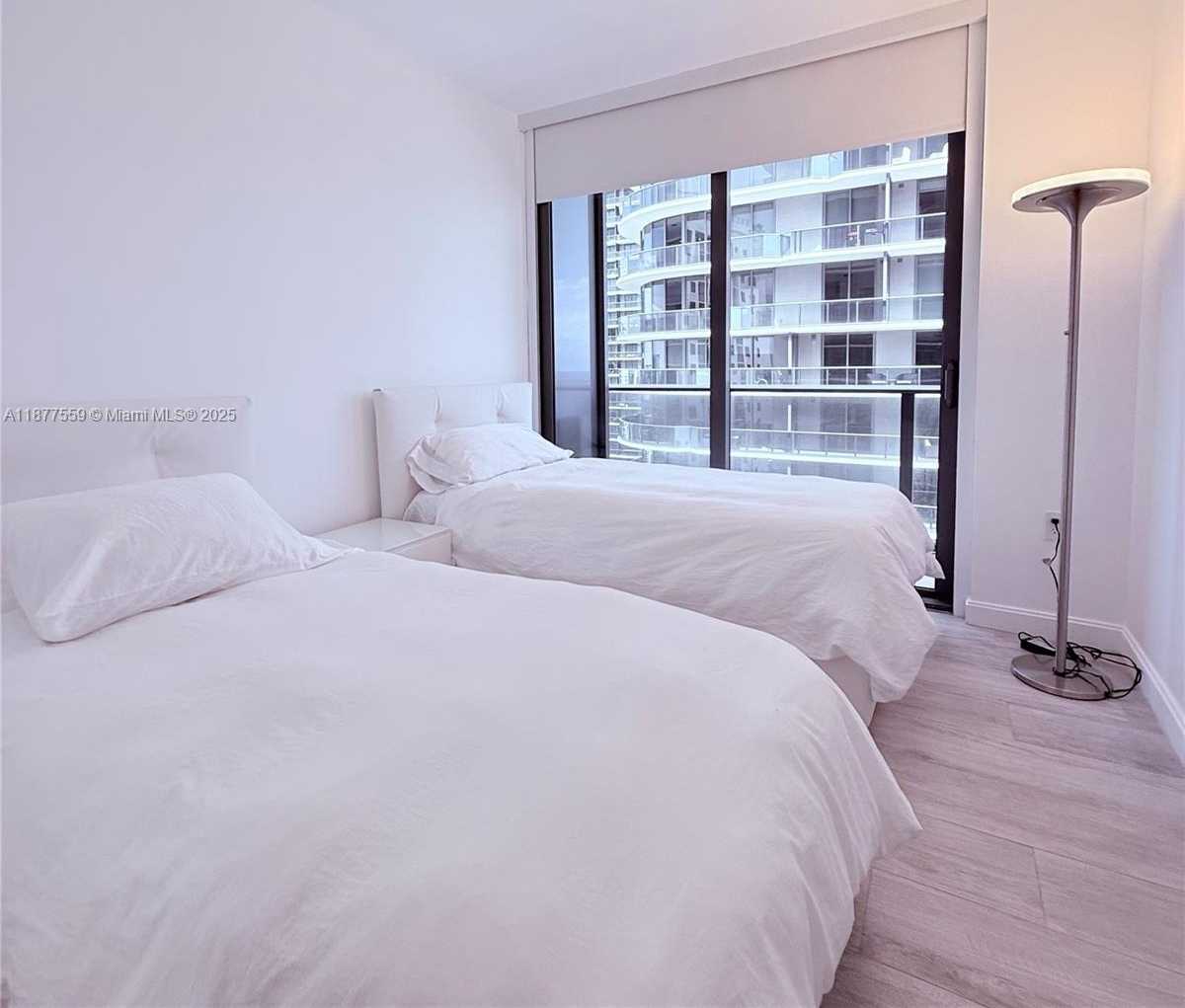 Small Image of 55 SOUTH WEST 9TH ST #4003, Miami Number 8