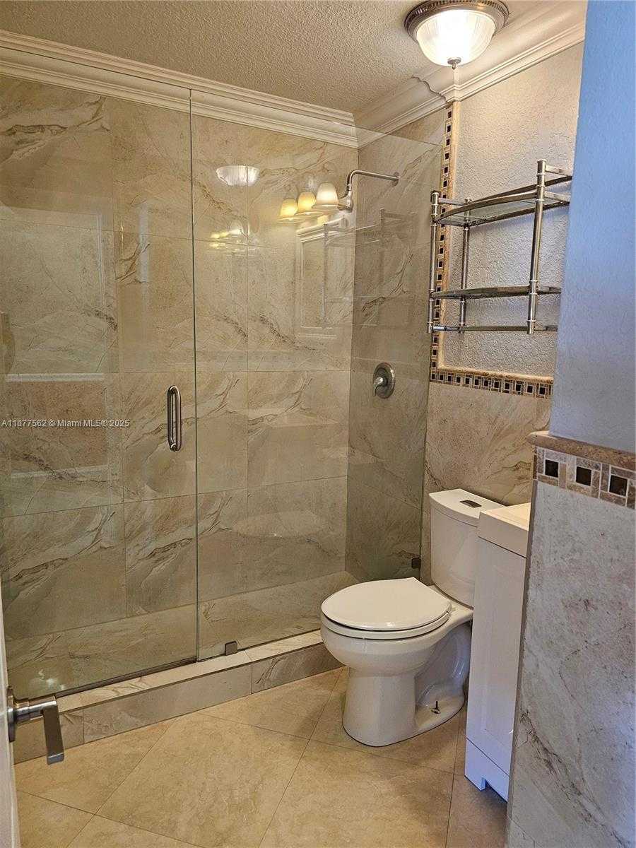 Small Image of 17215 SOUTH WEST 115TH AVE, Miami Number 12
