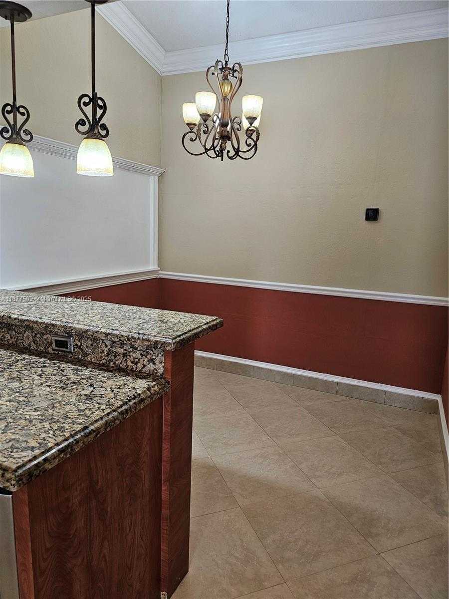 Small Image of 17215 SOUTH WEST 115TH AVE, Miami Number 26