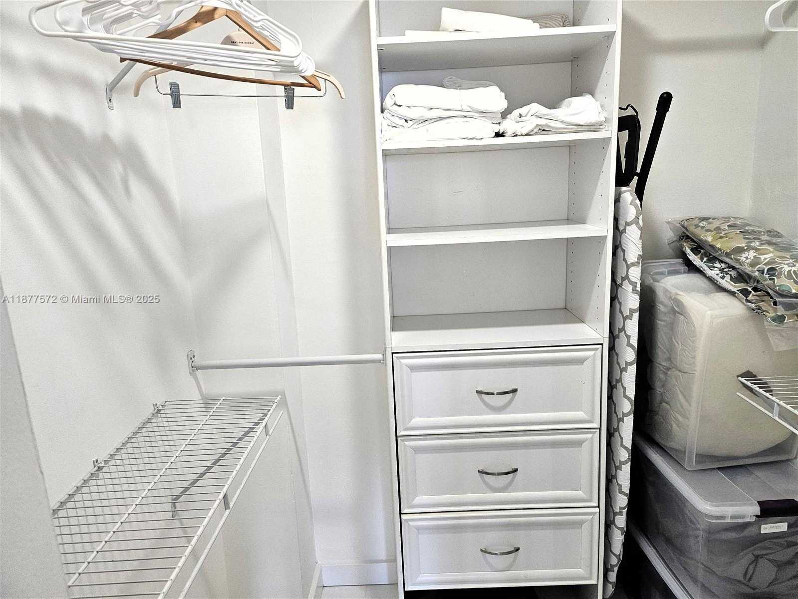 Small Image of 5161 COLLINS AVE #707, Miami Beach Number 21