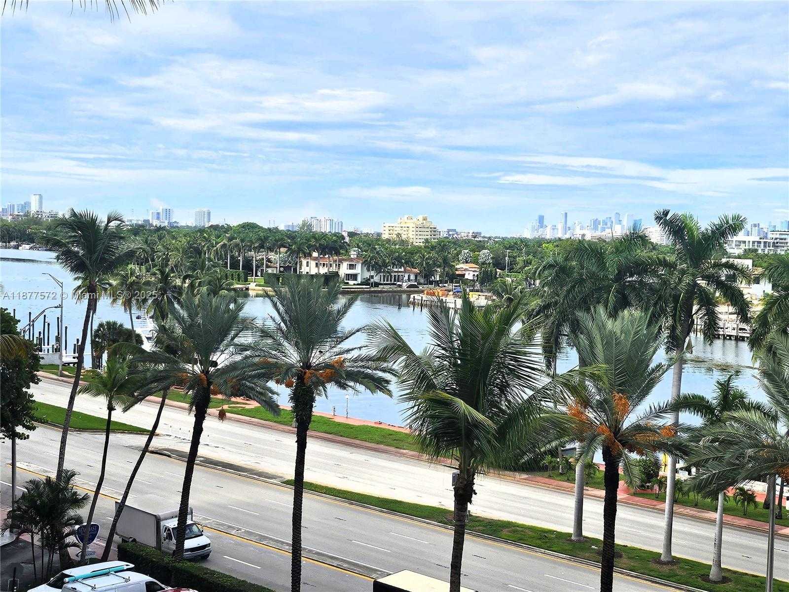 Small Image of 5161 COLLINS AVE #707, Miami Beach Number 24