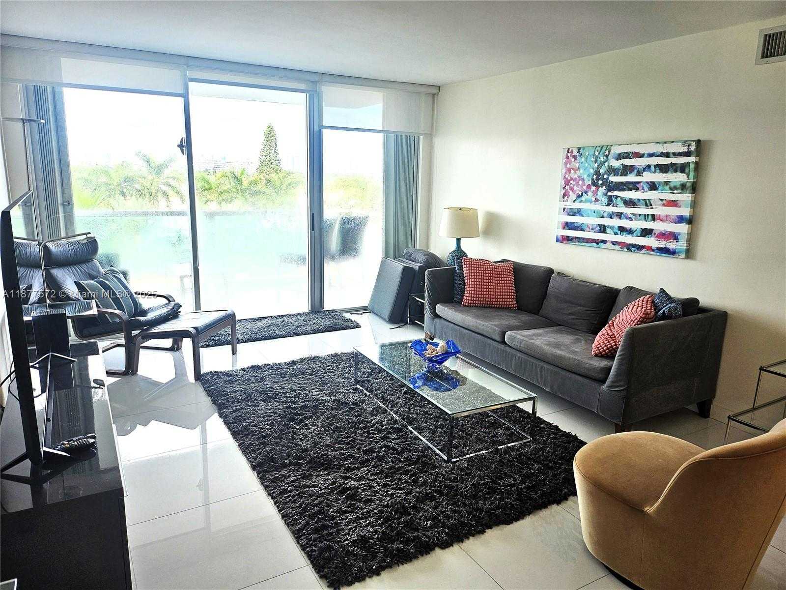 Small Image of 5161 COLLINS AVE #707, Miami Beach Number 25