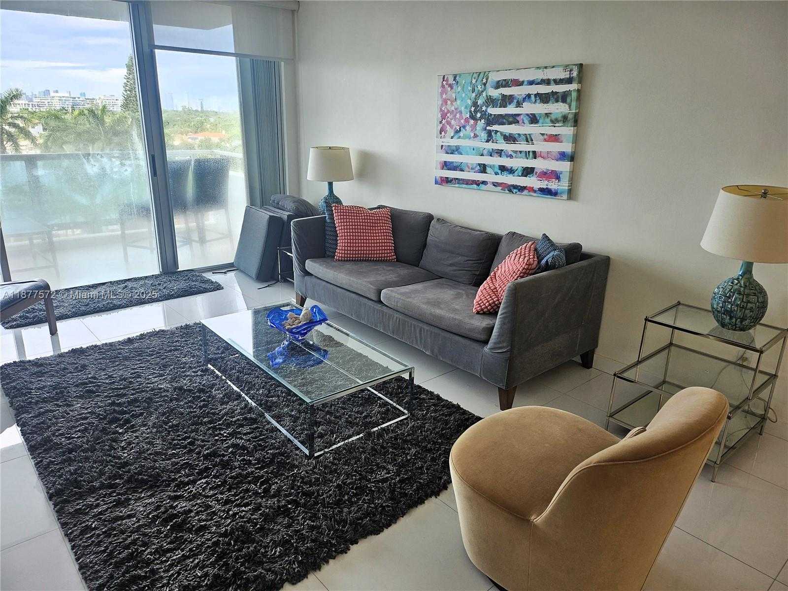 Small Image of 5161 COLLINS AVE #707, Miami Beach Number 3
