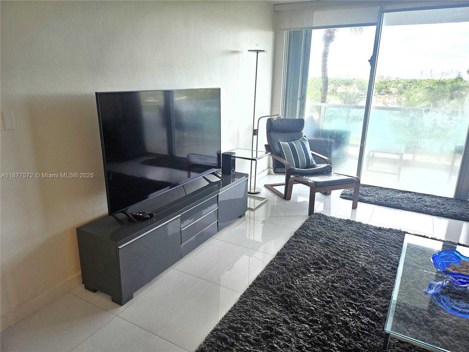 Small Image of 5161 COLLINS AVE #707, Miami Beach Number 5