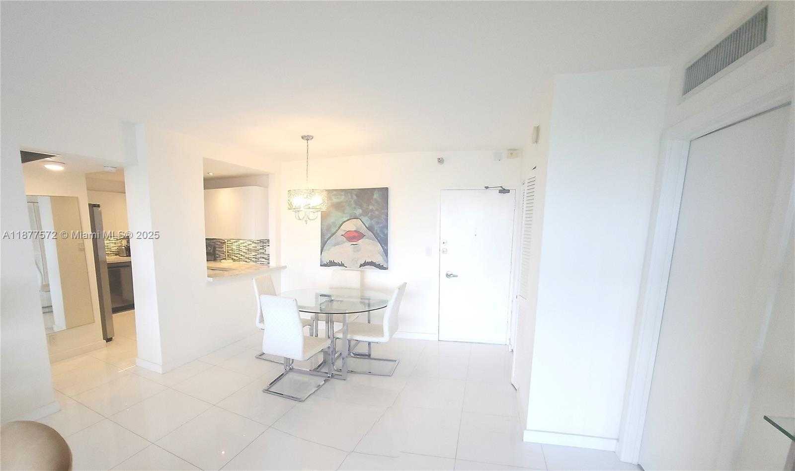 Small Image of 5161 COLLINS AVE #707, Miami Beach Number 7