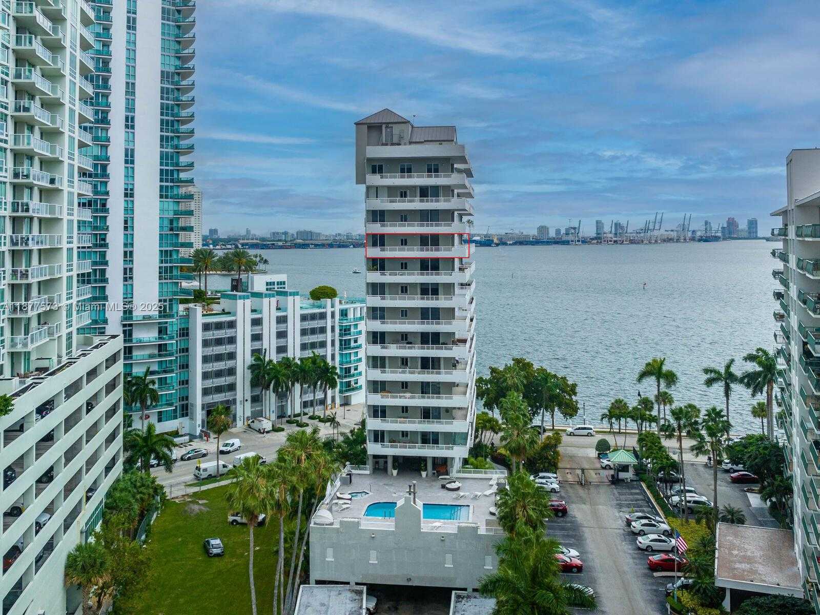 Small Image of 1402 BRICKELL BAY DR #1203, Miami Number 2