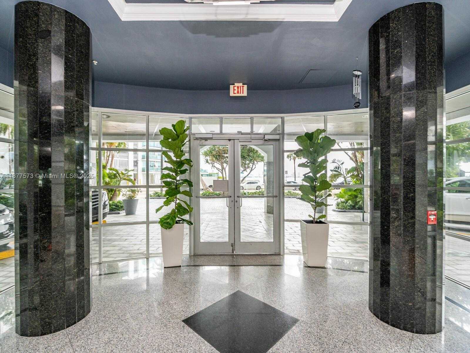 Small Image of 1402 BRICKELL BAY DR #1203, Miami Number 28