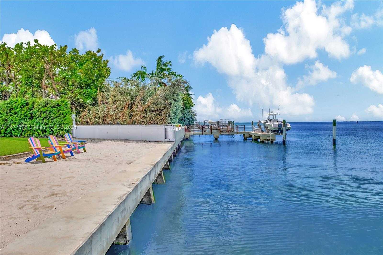 Small Image of 200 HARBOR DR, Key Biscayne Number 13