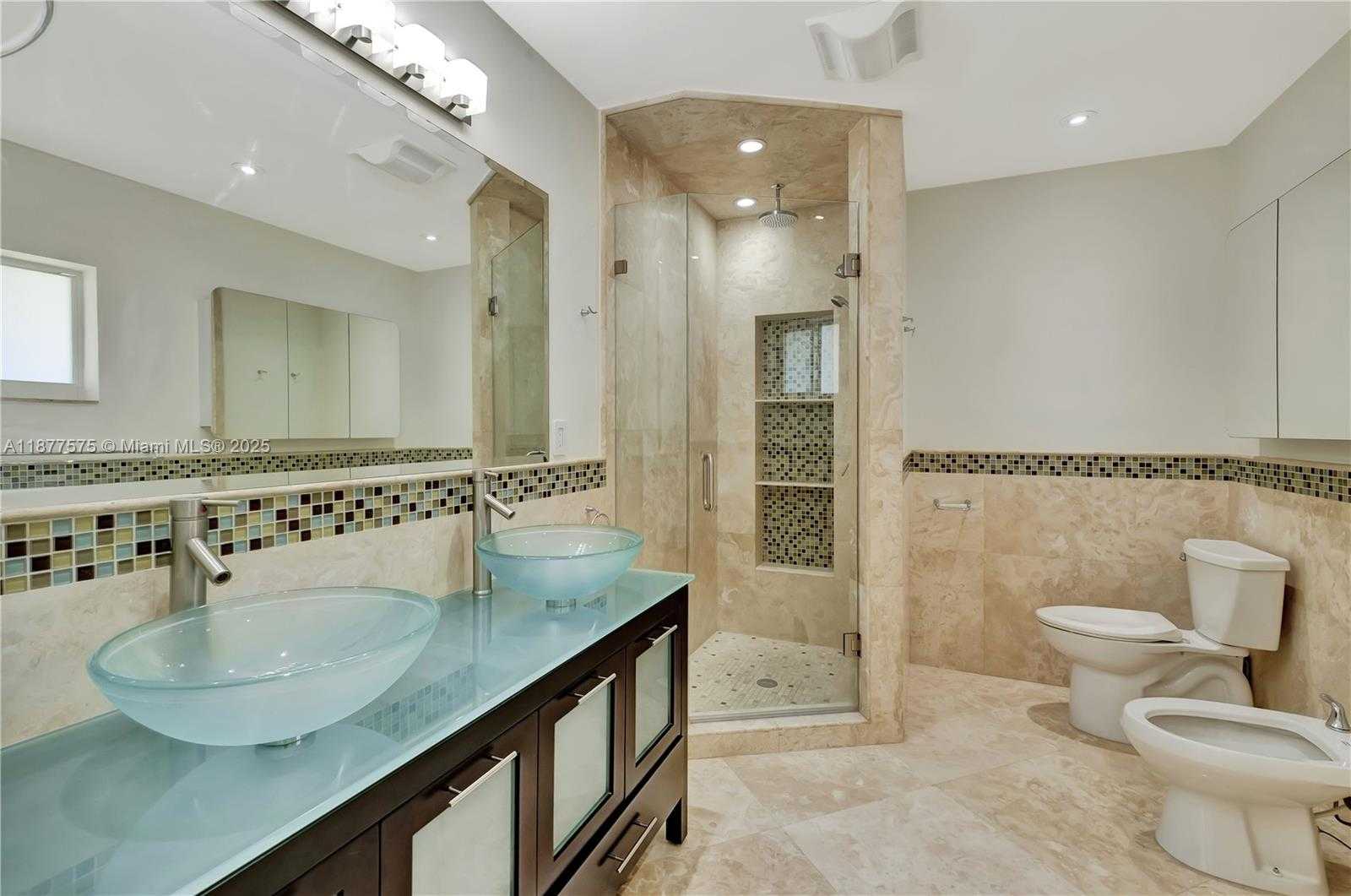 Small Image of 200 HARBOR DR, Key Biscayne Number 8