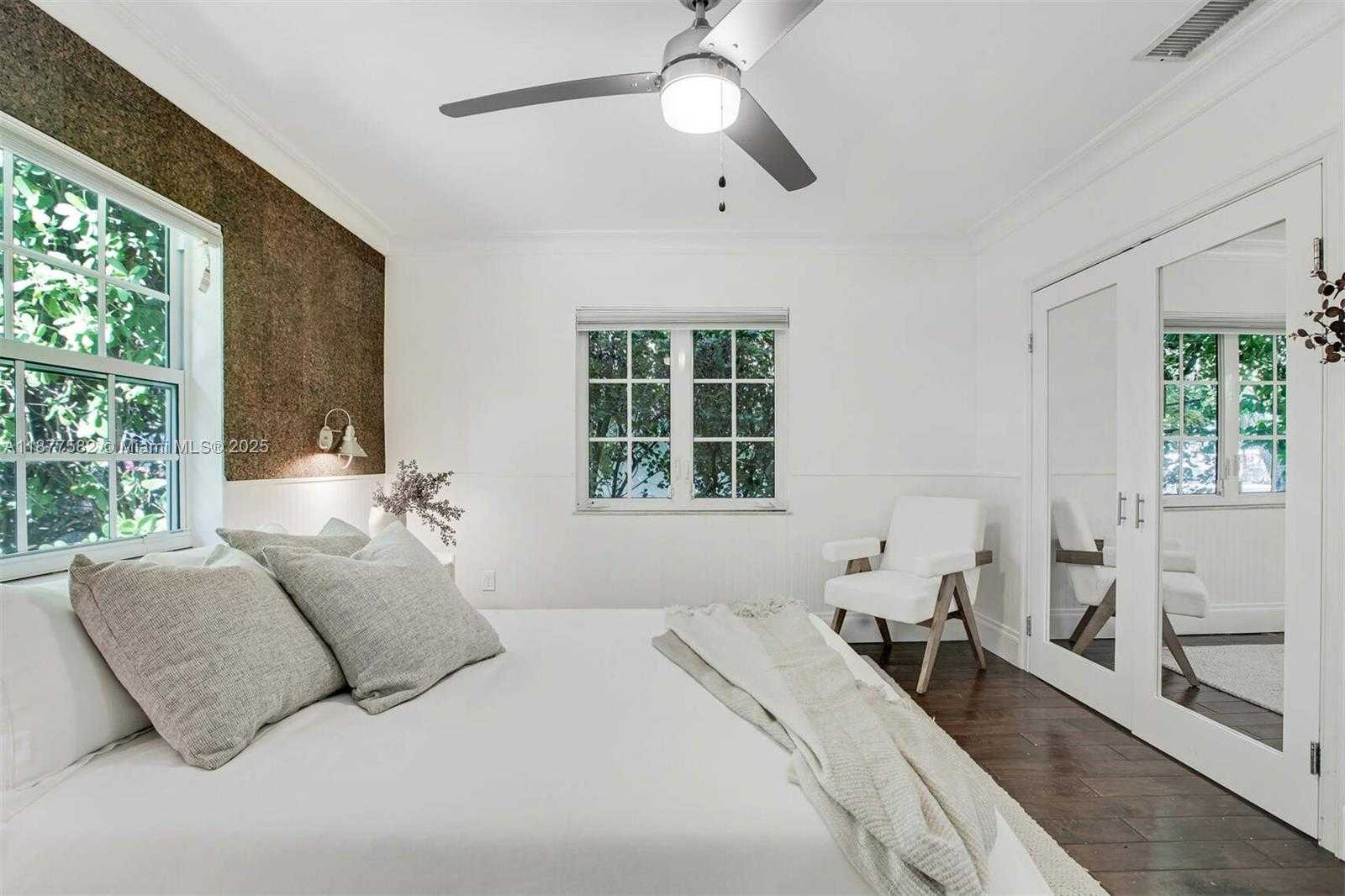 Small Image of 1161 SUNSET DR, Coral Gables Number 26