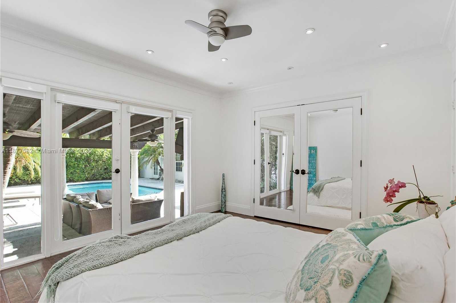 Small Image of 1161 SUNSET DR, Coral Gables Number 28