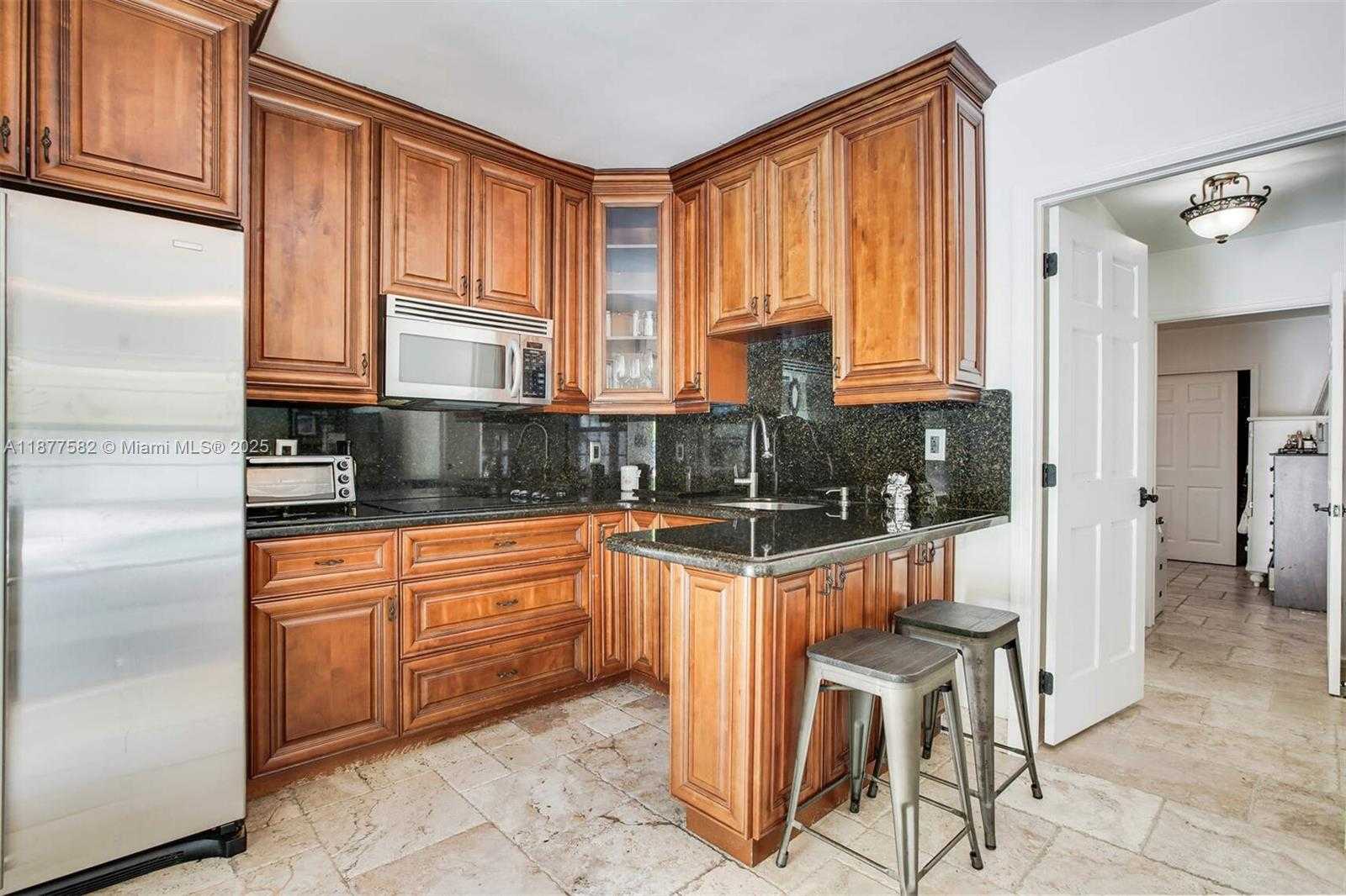 Small Image of 1161 SUNSET DR, Coral Gables Number 33