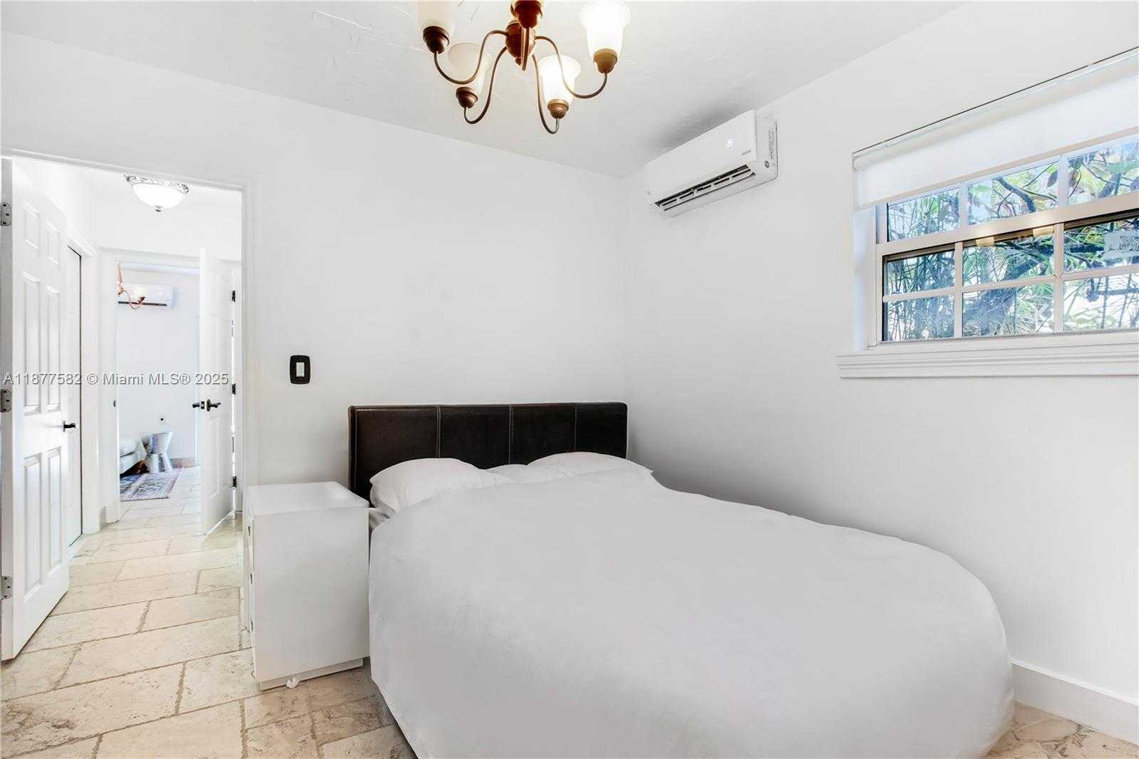 Small Image of 1161 SUNSET DR, Coral Gables Number 35