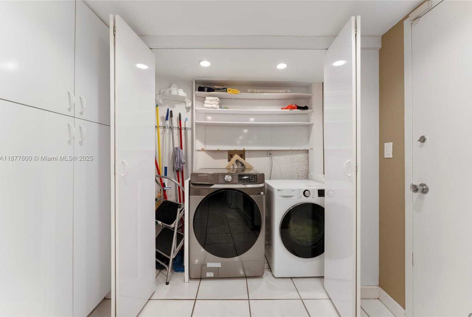 Imagen de Pequeño Objeto